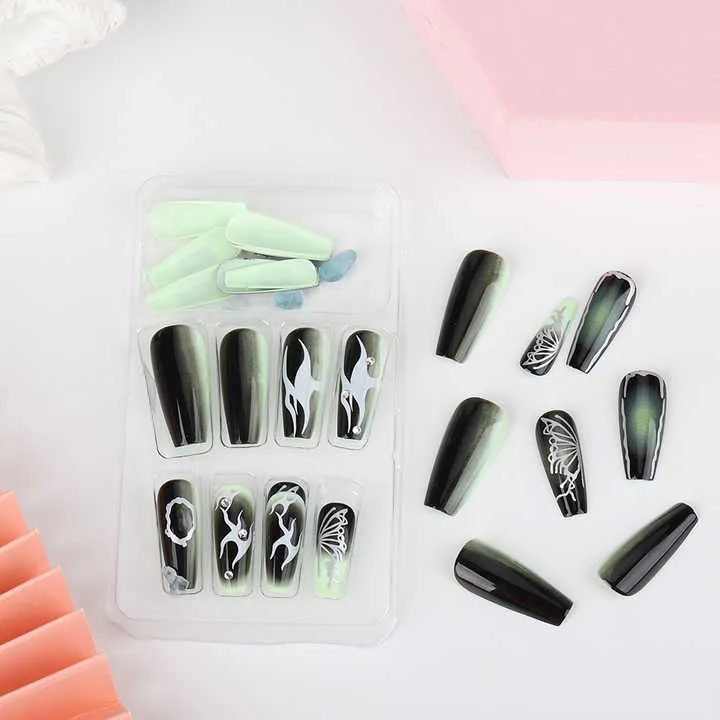 24 قطعة من الأظافر الاصطناعية القصيرة لاصقة من 24 pcs Short False Nails Adhesive