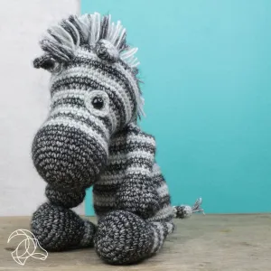 Dirk the Zebra Crochet Kit