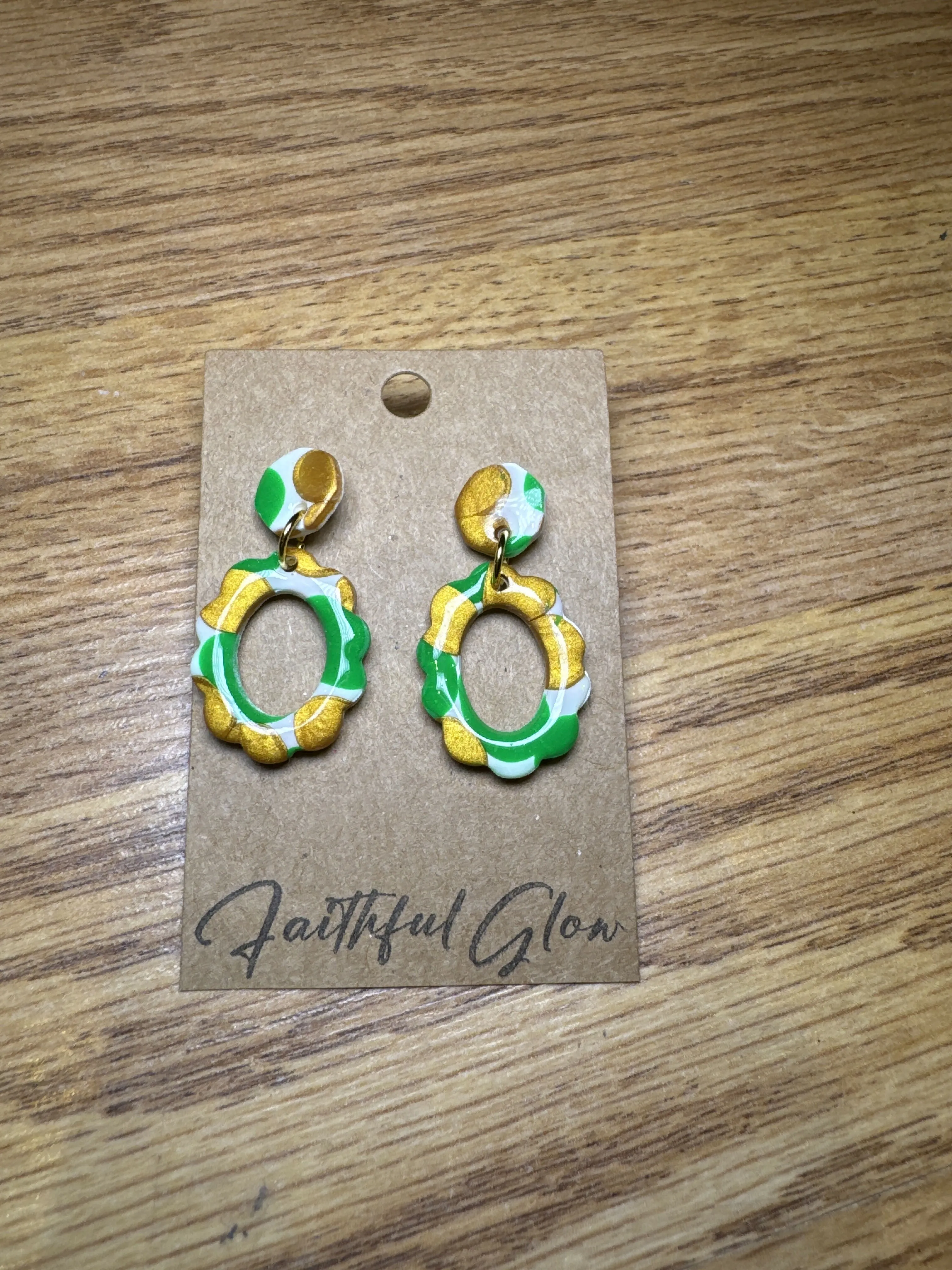 Full Armor Oval Dangle