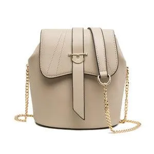 Large capacity chain bag
